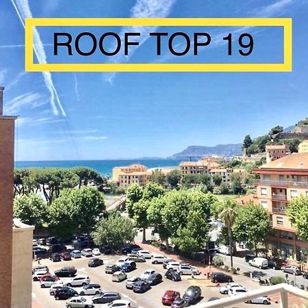 Roof Top 19 Vintimille Extérieur photo